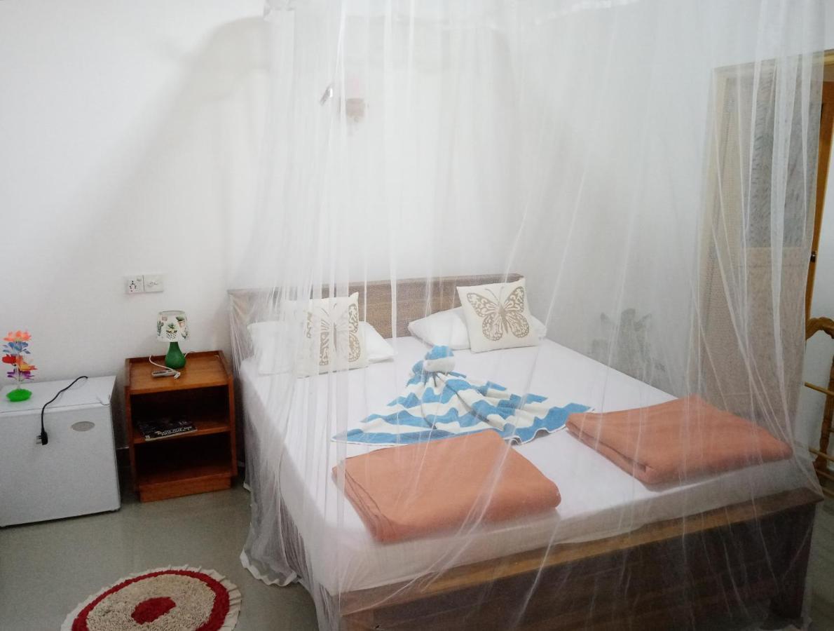 Bed and Breakfast Littleadems View Ella Zimmer foto